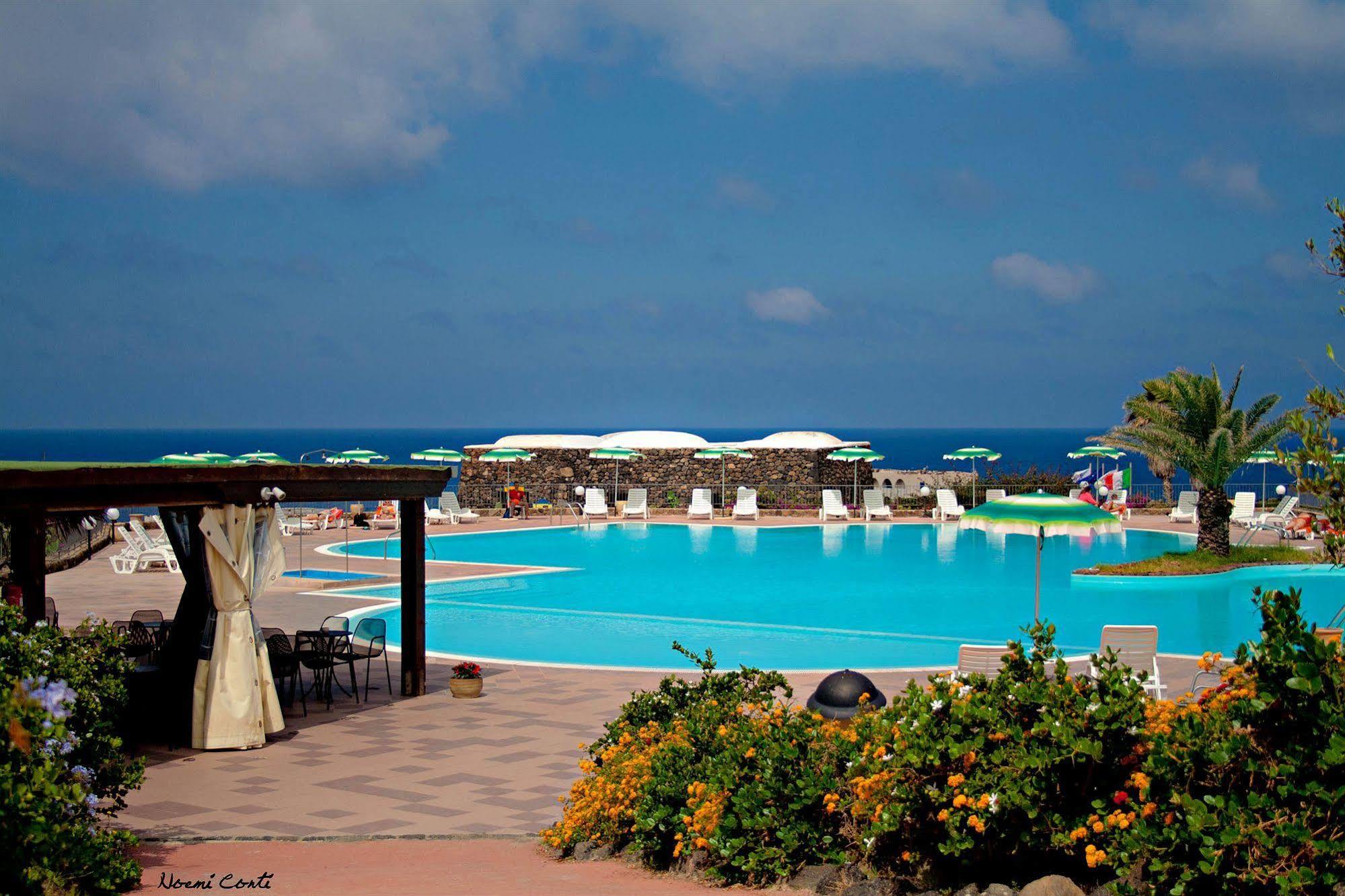 Suvaki Resort Madonna Delle Grazie Kültér fotó